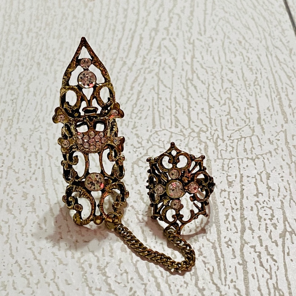 3 / $30 ⚡️Vampire 2 Part “The Countess” Faux Gold Ring